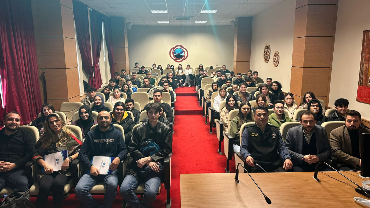 Sosyal Bilimler MYO Öğrencilerine TERÖRİM KARŞISINDA ÖZEL GÜVENLİK Semineri